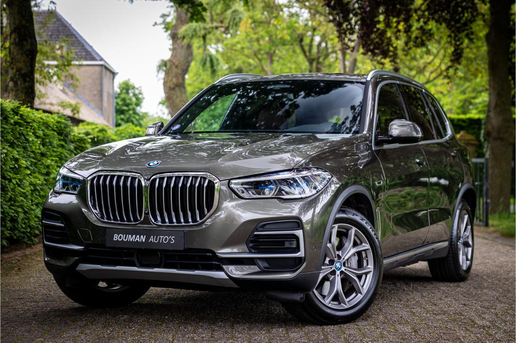 BMW X5 xDrive45e High Executive Full Manhattan Sky Lounge Ma, Gebruikt, Vierwielaandrijving, Hybride Elektrisch/Benzine, 2998 cc