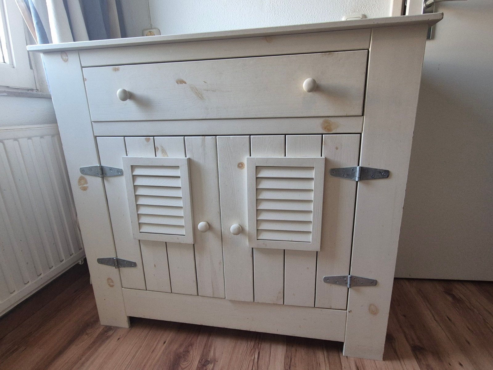 Charmante witte houten kastjes in strandstijl, Huis en Inrichting, Ophalen, Gebruikt, 25 tot 50 cm