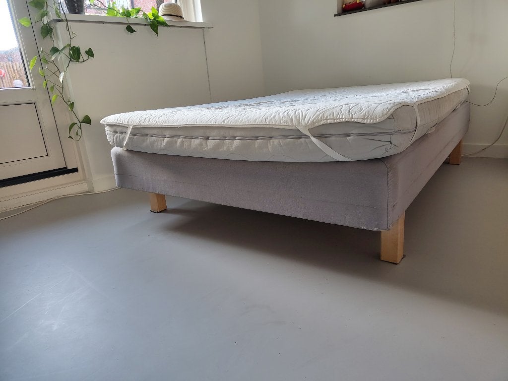 Ikea bed Sultan Storfors 140 cm breed, Gebruikt, Twijfelaar, 200 cm, Grijs
