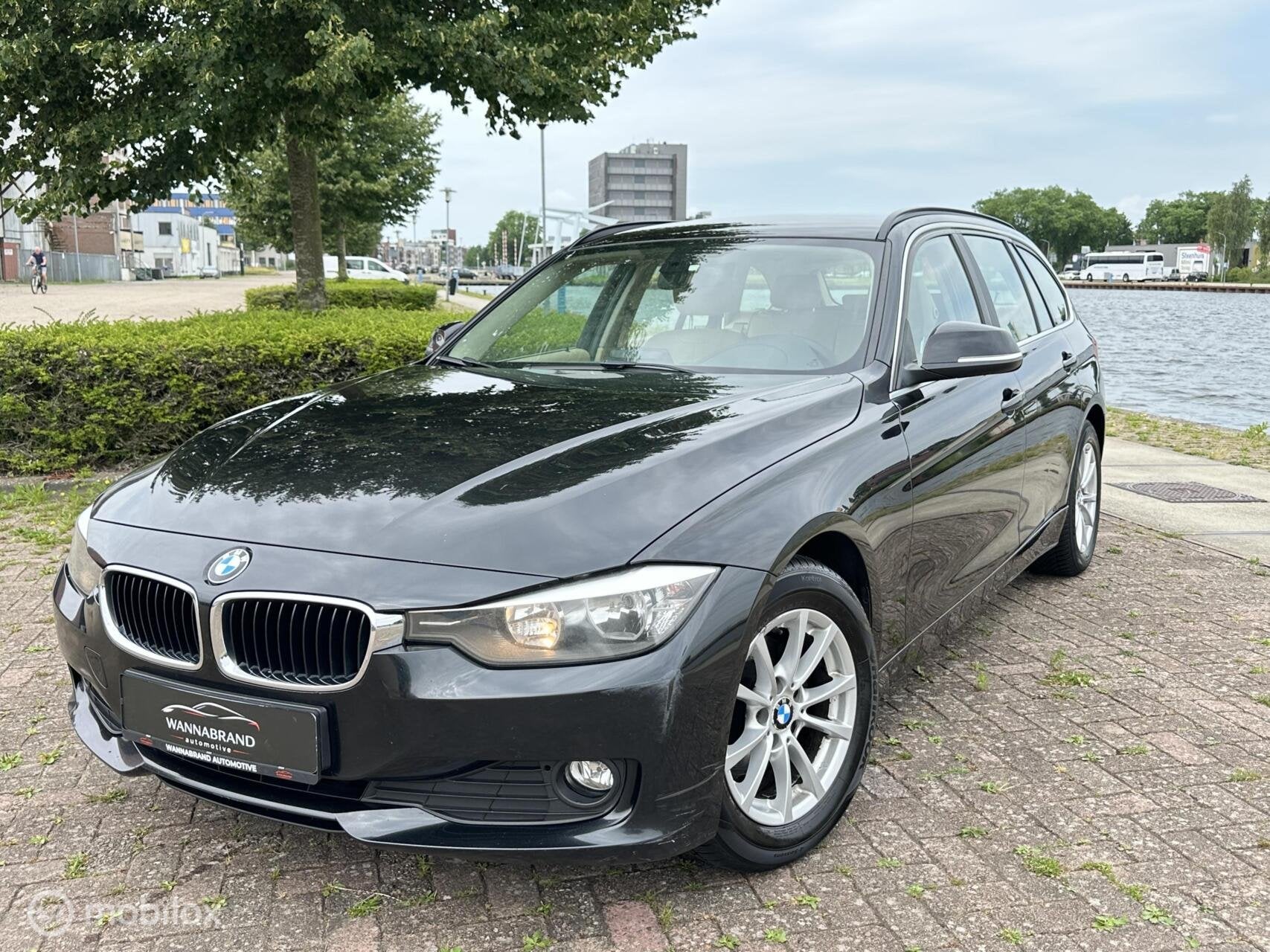 BMW 3-serie Touring 318d High Executive, Auto's, Automaat, 745 kg, Euro 6, 4 cilinders