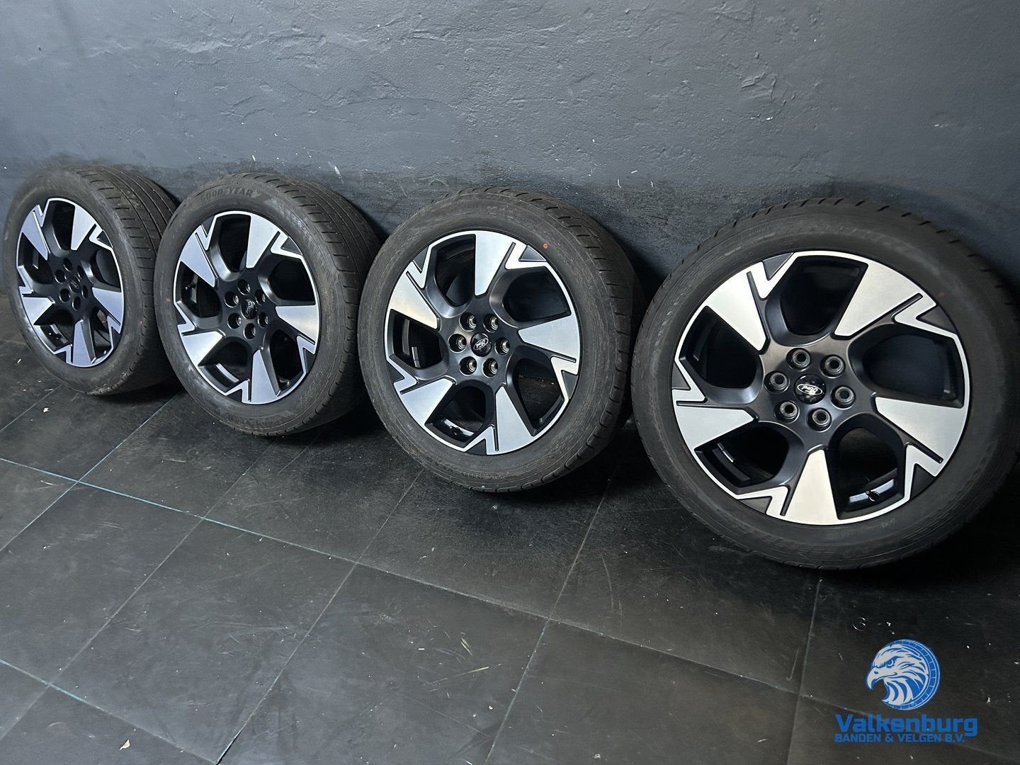 Nieuwe originele Ford Transit Custom II V710 19 inch Asphalt