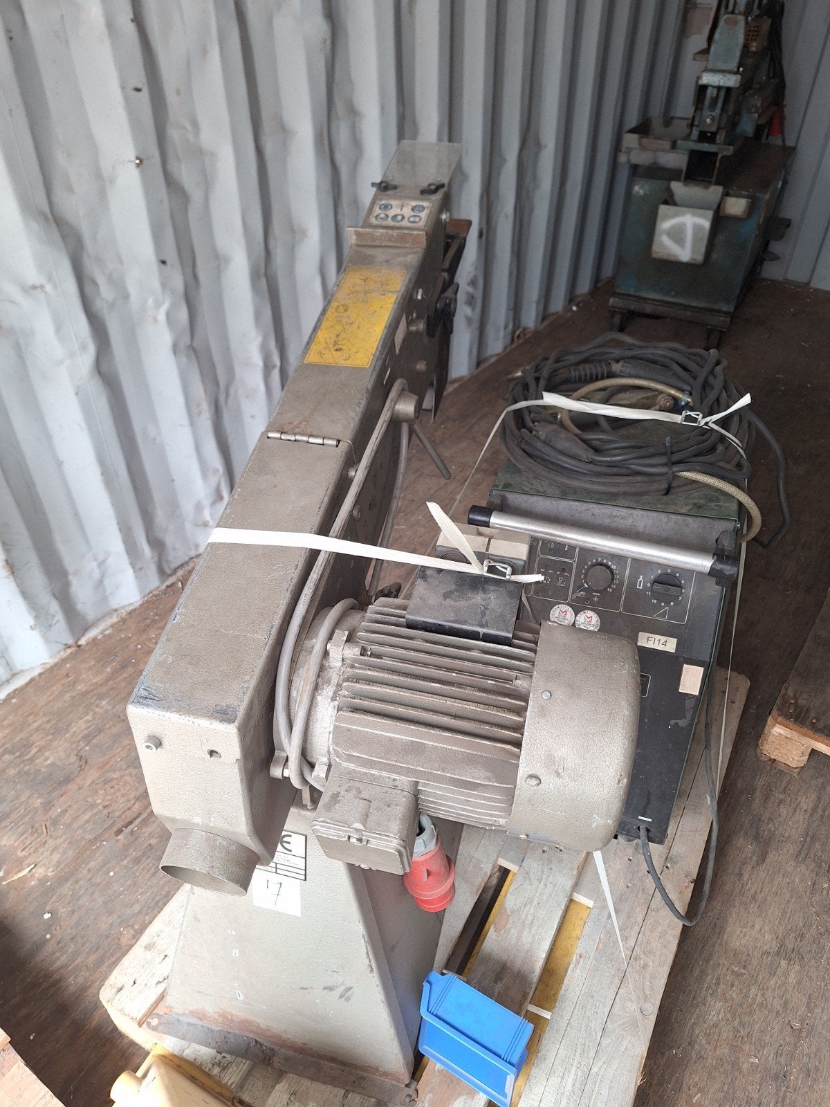 Bandslijpmachine Grit F114-model, Ophalen, Gebruikt