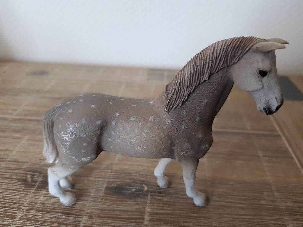 Schleich 13859 Holsteiner ruin paard, Ophalen of Verzenden, Zo goed als nieuw