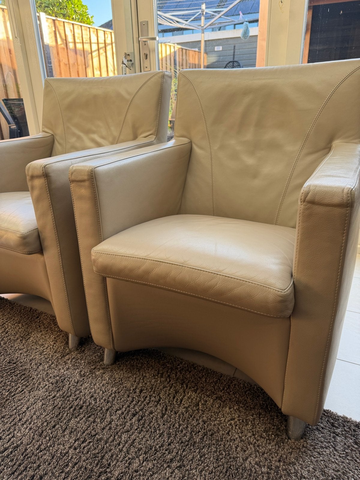 Twee Leolux fauteuils - Beige leer, Ophalen, Gebruikt, Leer, 75 tot 100 cm