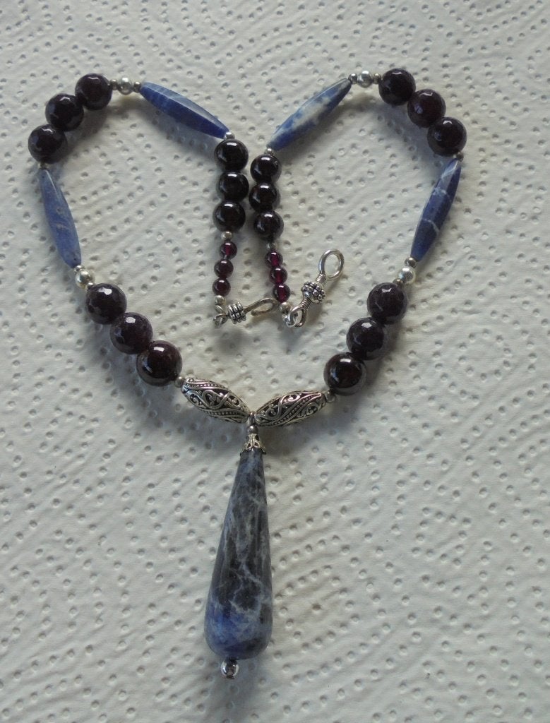handwerk ketting, Blauw, Nieuw, Ophalen of Verzenden, Steen of Mineraal