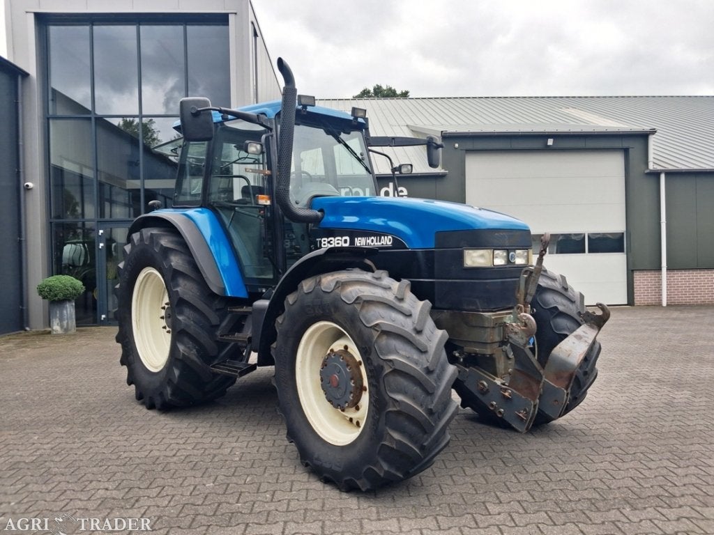 New Holland 8360 met Luchtremmen !, Gebruikt, -, 120 tot 160 Pk, Niet opgegeven