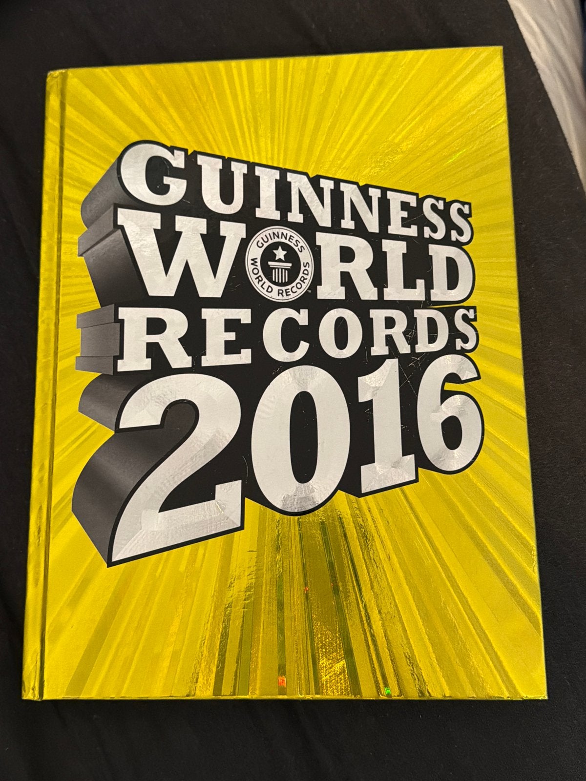 Guinness World Records 2016 - Boek vol verbazingwekkende rec, Boeken, Ophalen of Verzenden, Zo goed als nieuw, Non-fictie
