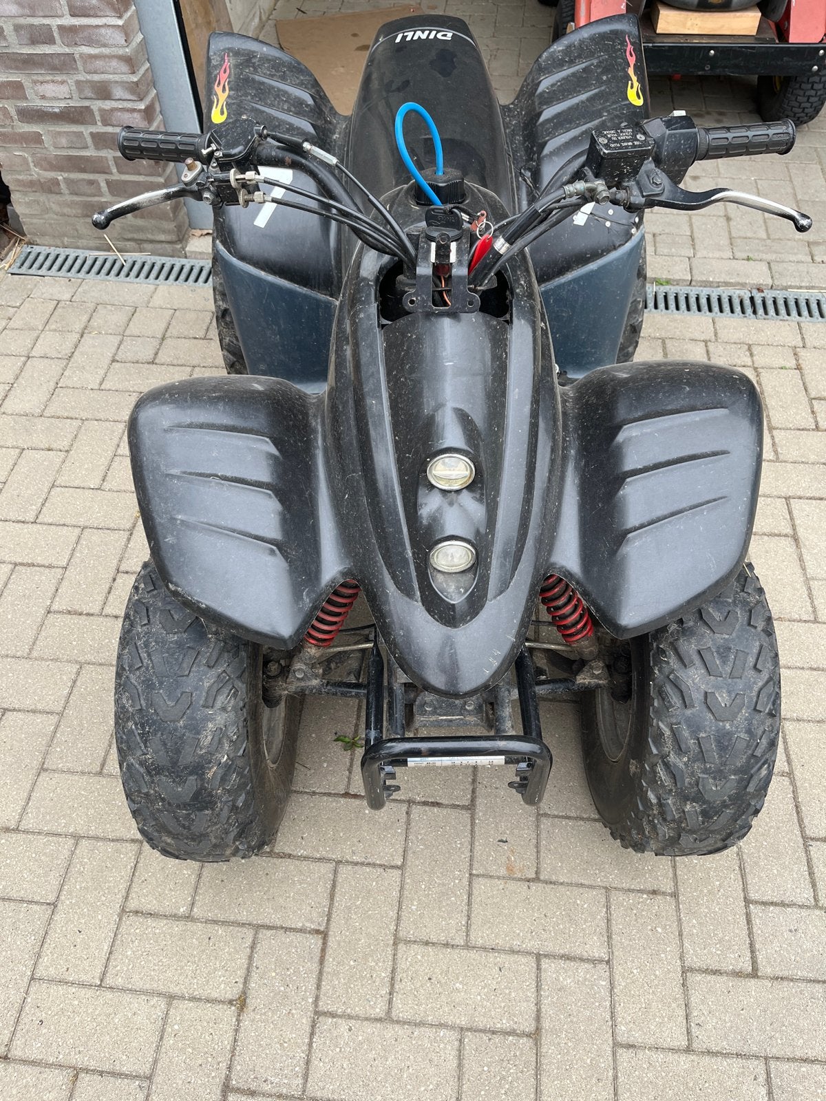 Dinli Quad - Zwart., 1 cilinder, 11 kW of minder