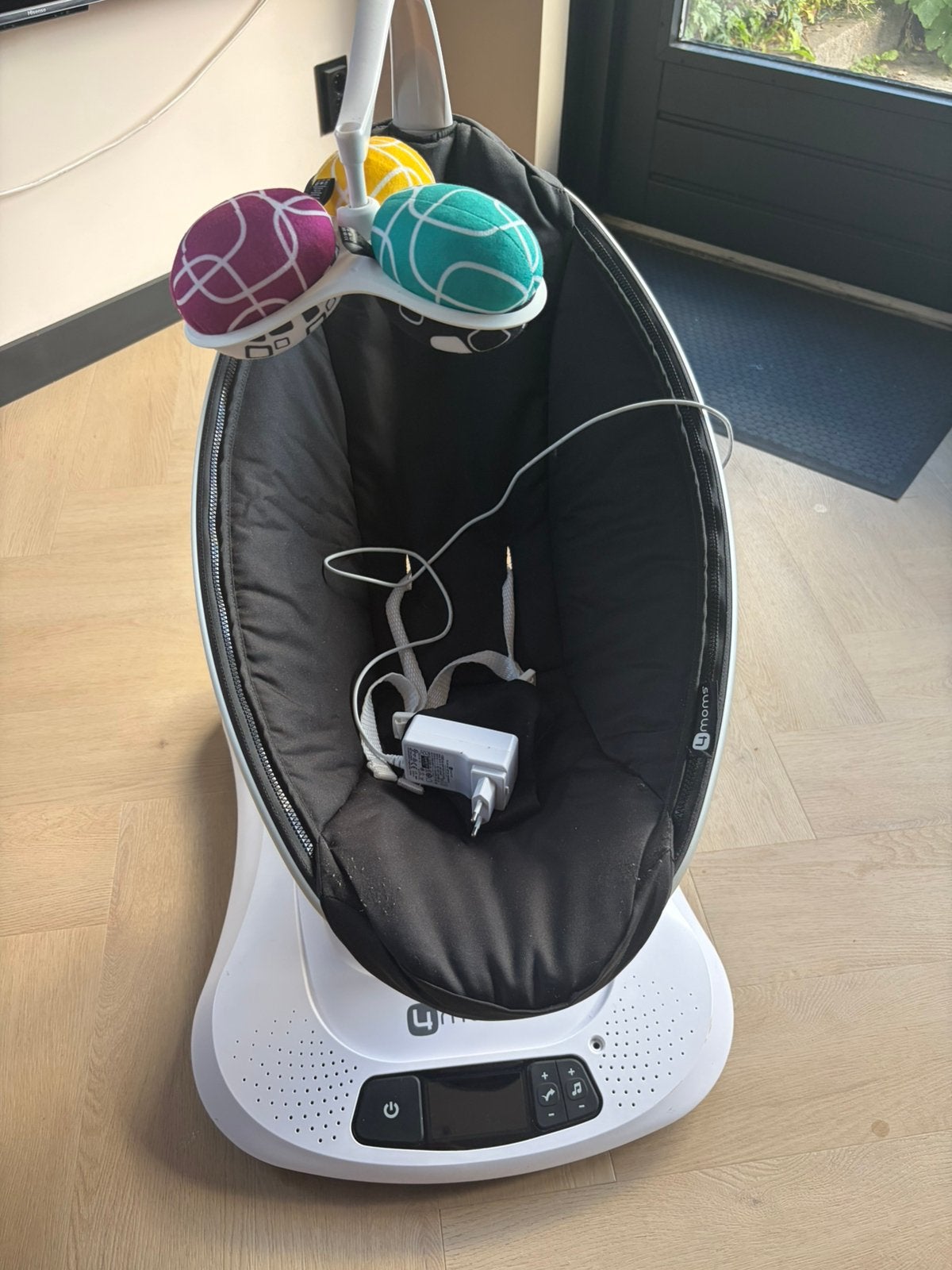 4moms babyswing, Kinderen en Baby's, Schommelstoel, Ophalen, Overige merken, Met gordel(s) of riempje(s)