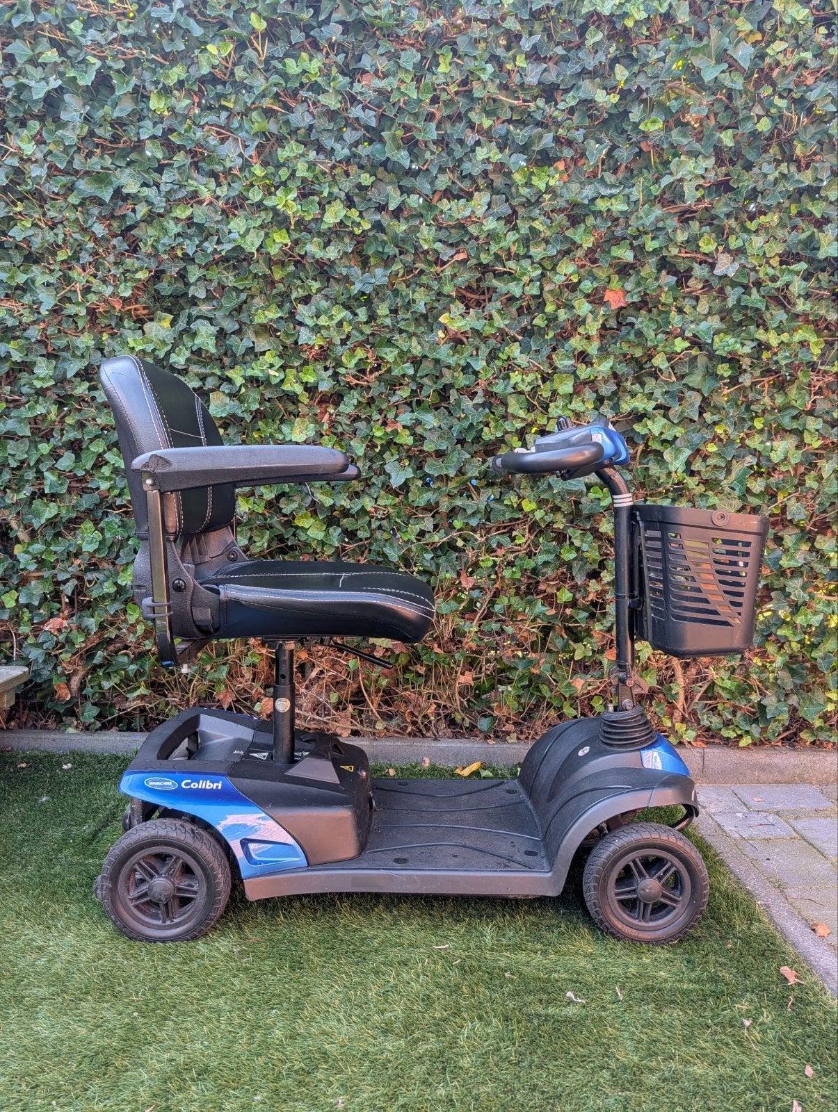 Opvouwbare Invacare Colibri scootmobiel, Diversen, Ophalen, 10 km/u of minder, Gebruikt, Invacare