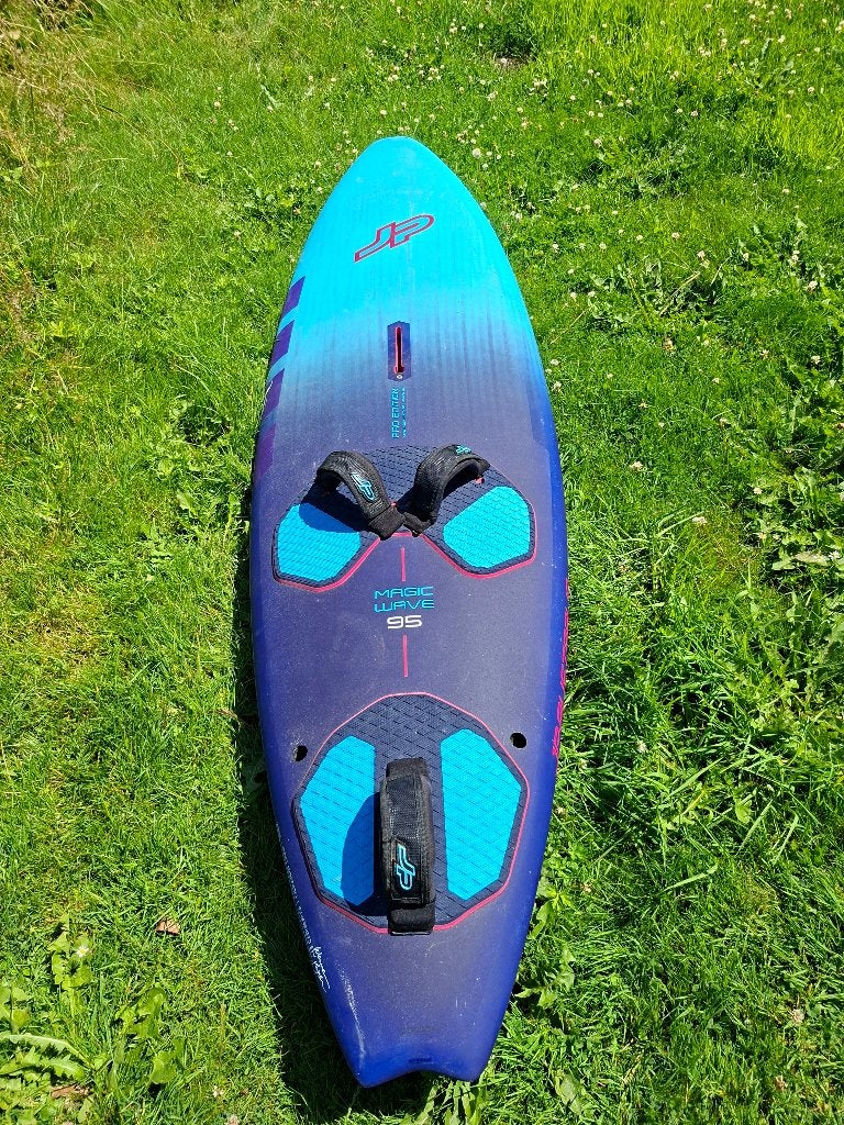 JP Magic Wave Pro 2022 95l, Watersport en Boten, Windsurfen, Ophalen, Minder dan 250 cm, Zo goed als nieuw, Met vin(nen)