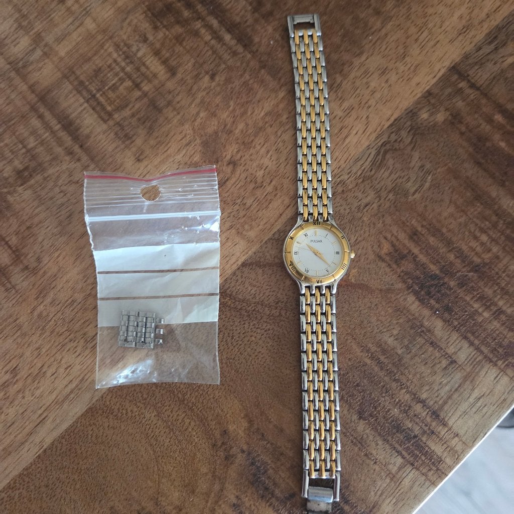 Horloge dames Pulsar, Overige merken, Polshorloge, Overige materialen, Ophalen of Verzenden