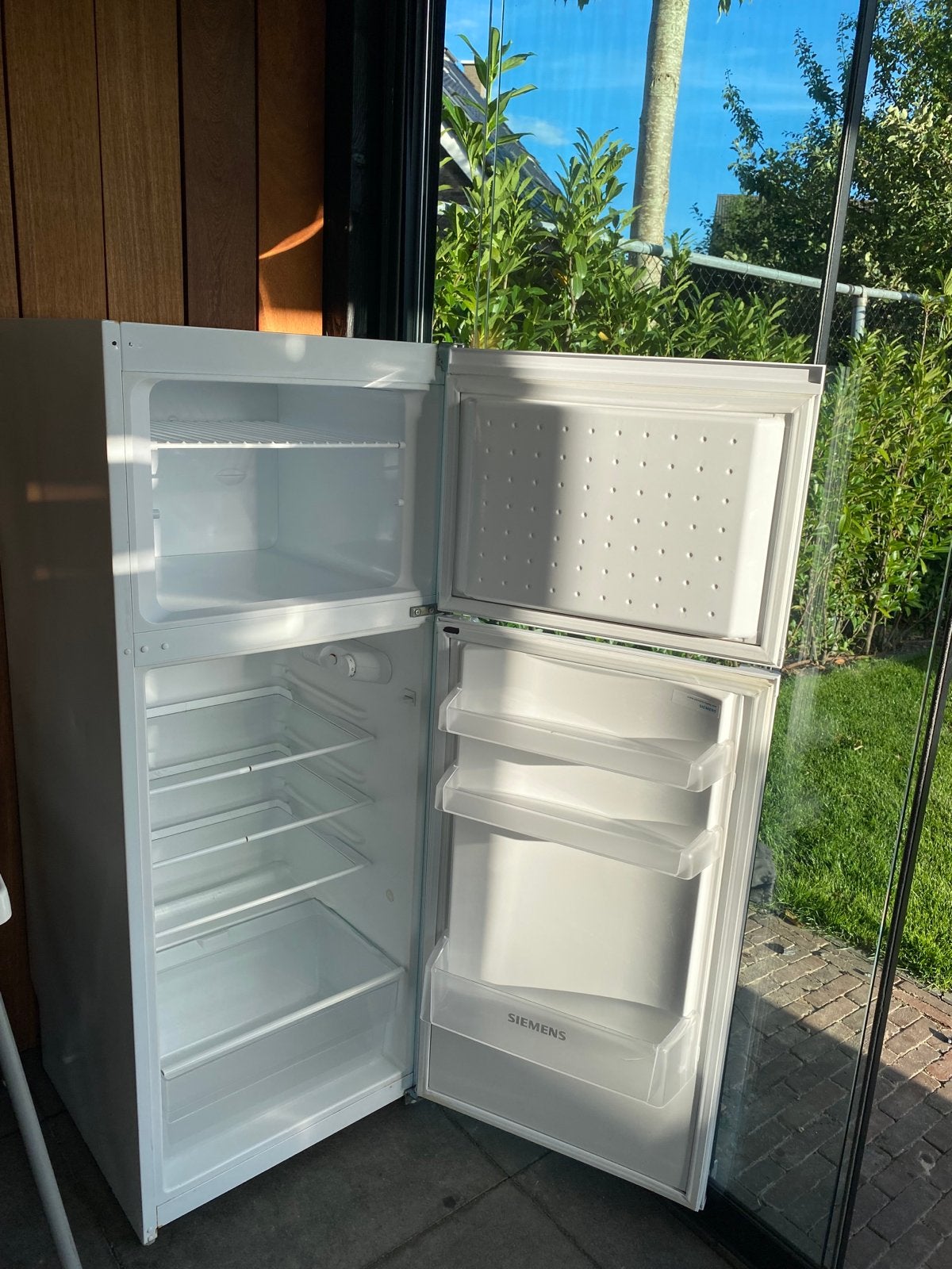 Te Huur Siemens Koelkast met vriesvak - Zo goed als nieuw, 150 tot 200 liter, Ophalen of Verzenden, Zo goed als nieuw, 140 tot 160 cm