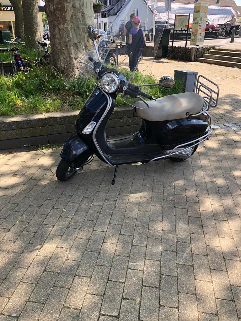 Vespa lx50 snor, Ophalen of Verzenden, Zo goed als nieuw, Benzine, 50 cc