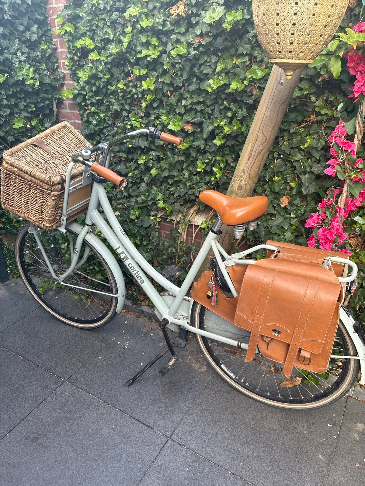 Cortina fiets met mand en dubbele fietstassen, Terugtraprem, Versnellingen, Ophalen, Overige merken