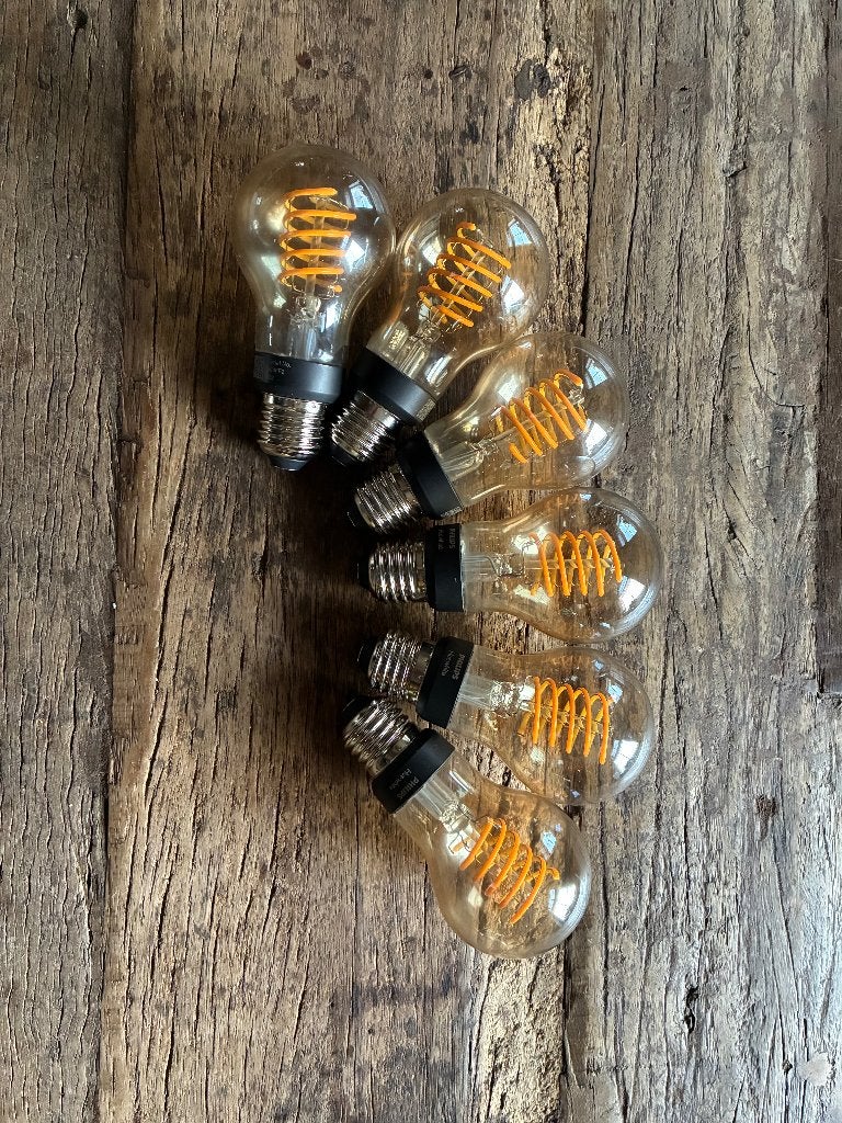 Philips Hue E27  Filament, Huis en Inrichting, Led-lamp, Philips Hue, Zo goed als nieuw, Minder dan 10 watt