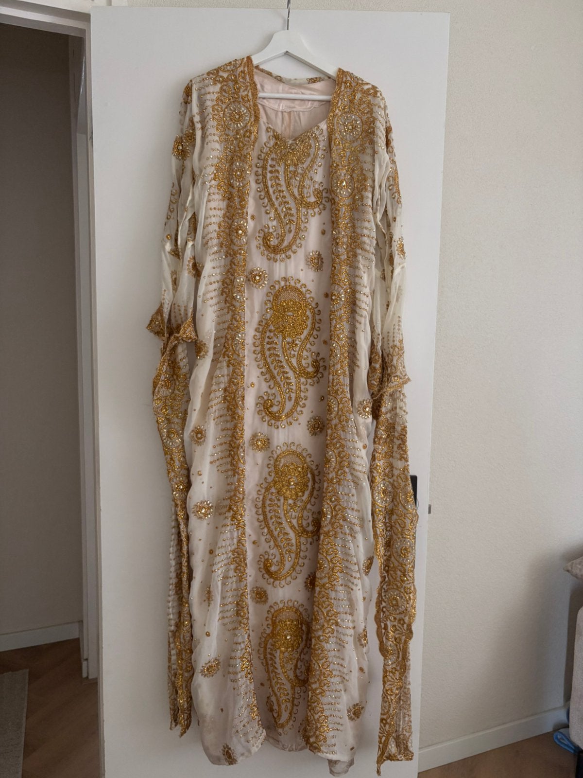 Koerdische jurk beige, Kleding | Dames, Grote Maten, Ophalen of Verzenden, Zo goed als nieuw, Beige, Jurk