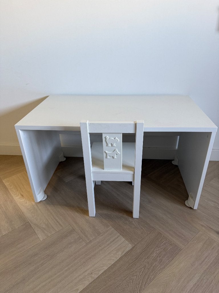 Kinder bureau, Ophalen, Gebruikt, Tafel(s) en Stoel(en)