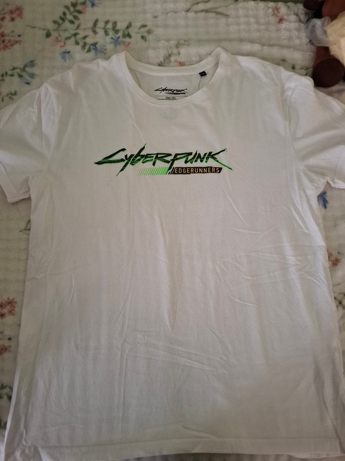 Cyberpunk Edgerunners T-shirt - Zo goed als nieuw, Wit, Overige maten, Ophalen of Verzenden, Zo goed als nieuw