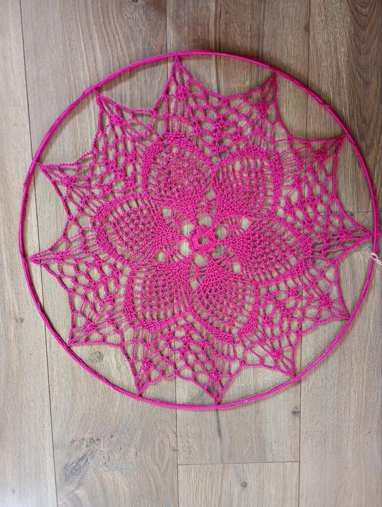 Wandhanger Mandala, Ophalen, Nieuw