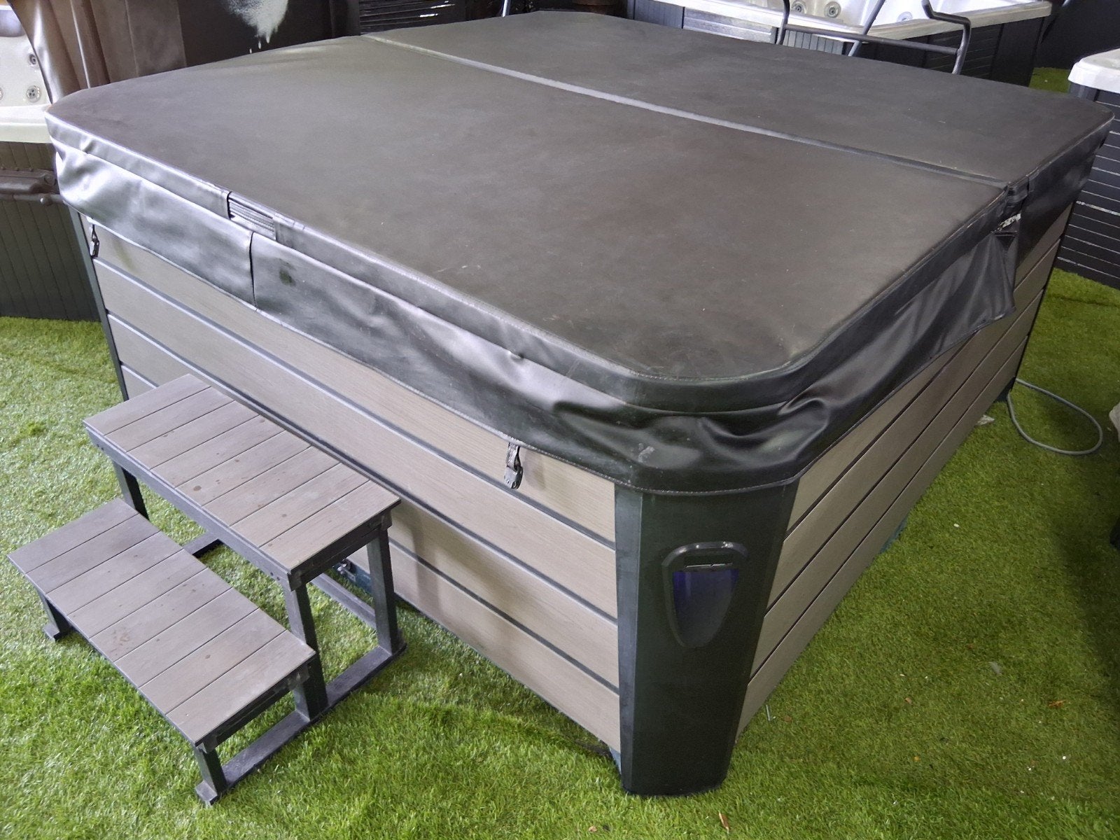 Balboa grote 6 pers jacuzzi WEEKACTIE + bezorging&garantie, Tuin en Terras, Bubbelbaden en Hottubs, Ophalen of Verzenden, Zo goed als nieuw