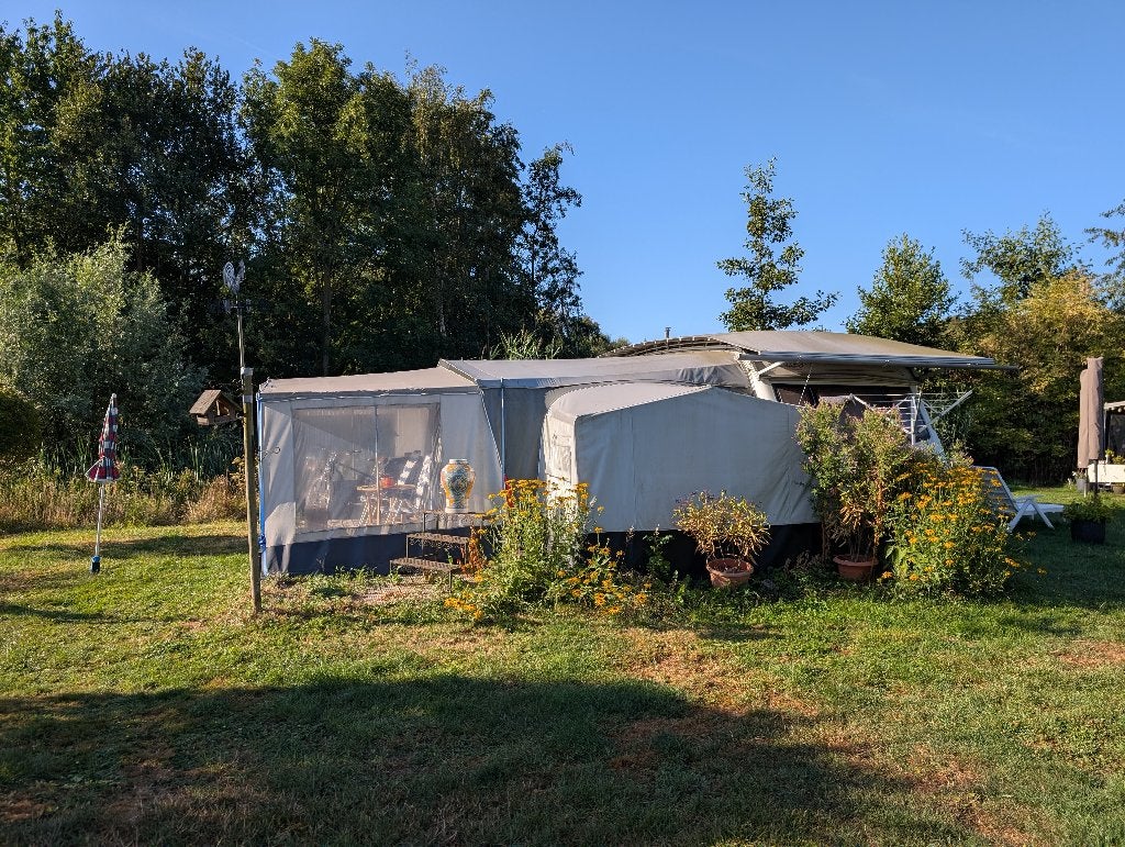 Brand Sevilla caravan voortent maat 11 – inclusief aanbouw, Caravans en Kamperen, Ophalen, Zo goed als nieuw, Ten Cate All Season 240g/m2