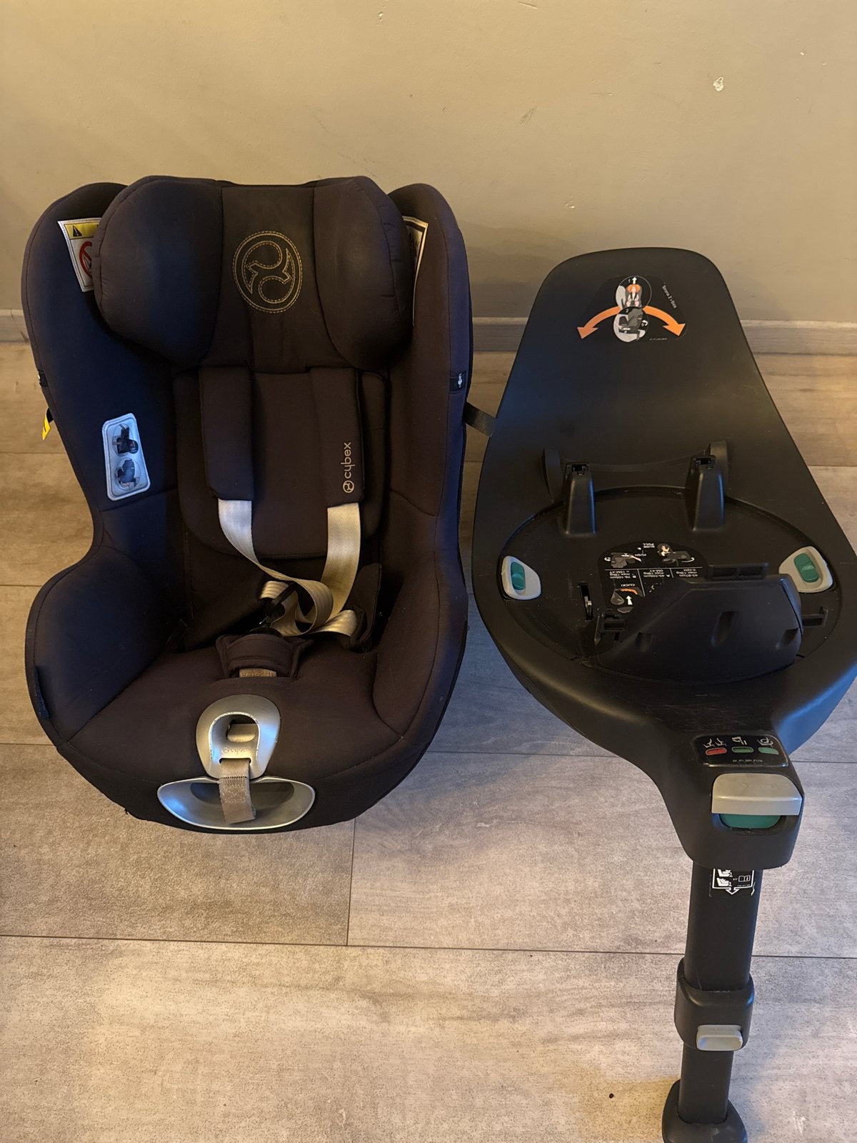 uppababy cruz v2 nordstrom Stroller Model:TSR-6000XA Vintage 1980s Ed Cummings species:flounder standing fold makes for
