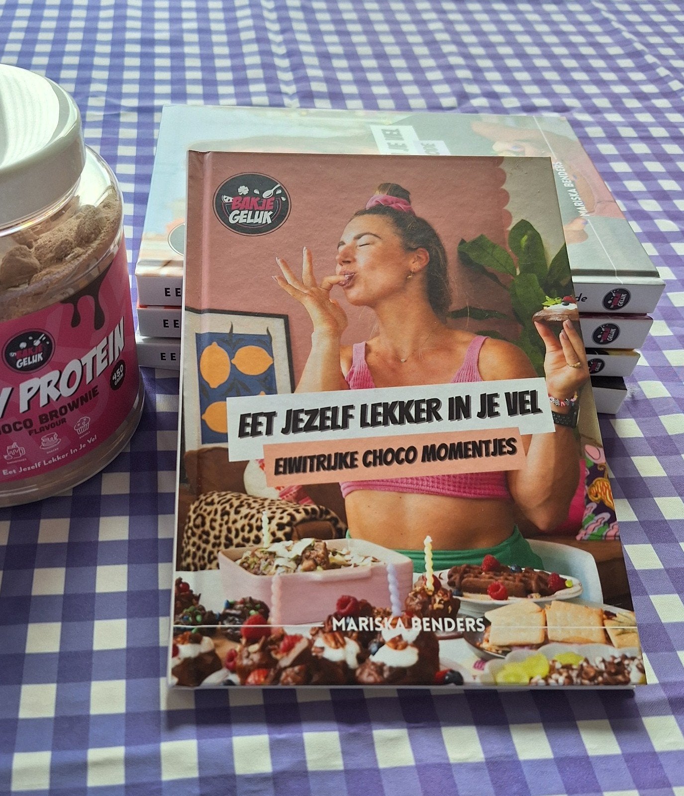 Eet Jezelf Lekker in Je Vel - Eiwitrijke Choco Momentjes, Boeken, Kookboeken, Taart, Gebak en Desserts, Mariska Benders, Ophalen of Verzenden