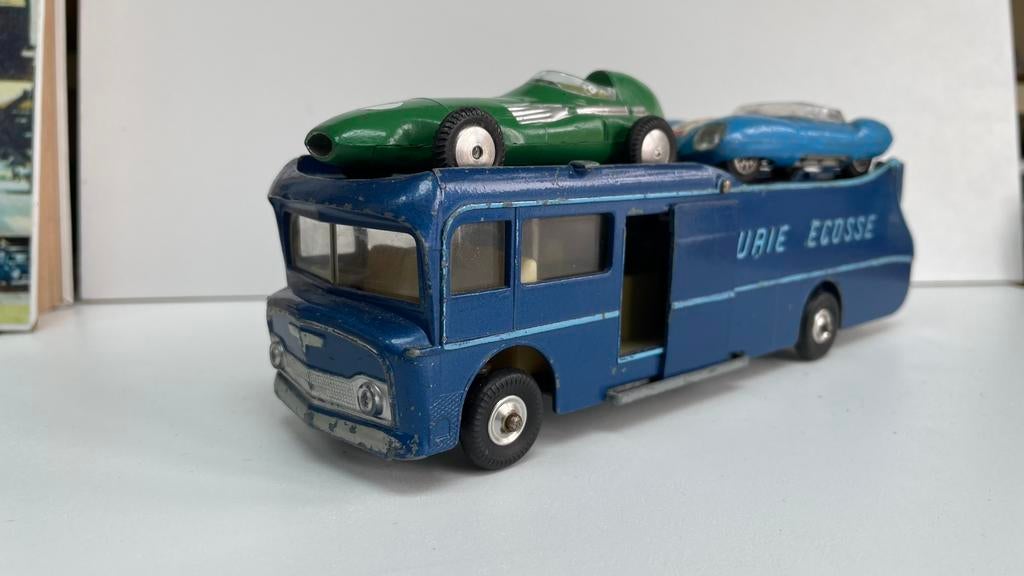 Corgi Toy Ecurie Ecosse  incl 2 race auto's, Ophalen of Verzenden, Gebruikt, Auto, Corgi