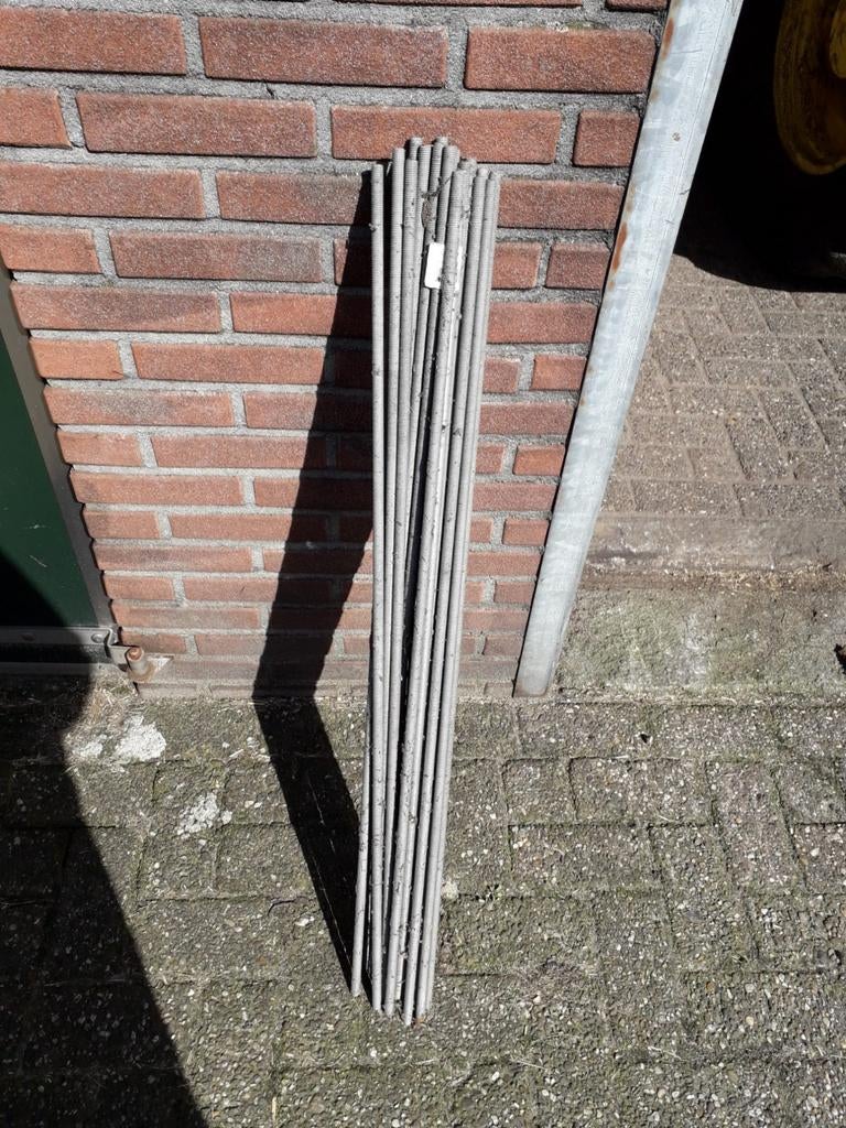Deurhengen en Draadeind, Doe-het-zelf en Verbouw, Metalen, Ophalen, Nieuw