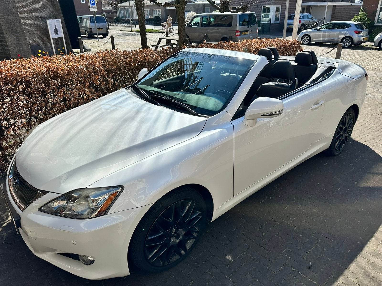 Lexus IS 250C V6 208 pk Aut. 2010 Wit, Lichtsensor, Achterwielaandrijving, Zwart, Cabriolet