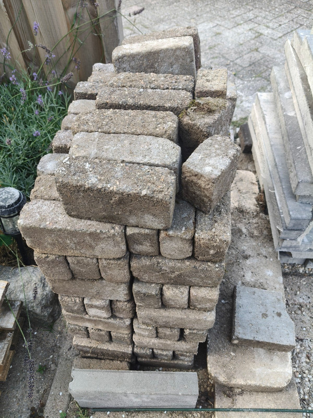 Waaltjes, Ophalen, Gebruikt, Beton, Klinkers