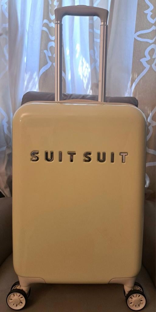 SUITSUIT Handbagage 4 wielen
TSA Cijferslot Lichtgewicht 55, Hard kunststof, Slot, Ophalen of Verzenden, Zo goed als nieuw