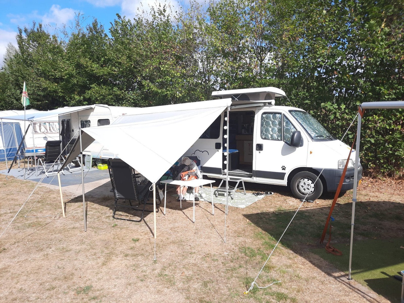Caravans And Camping Compacte