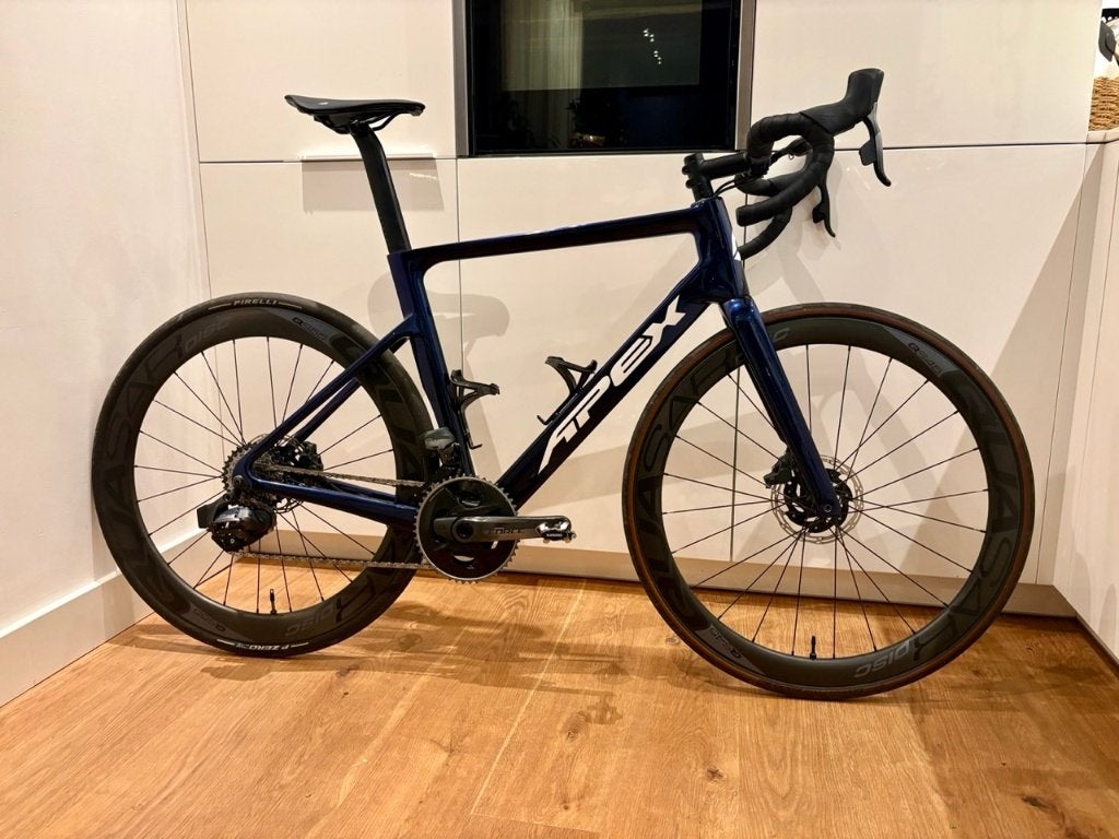 Apex Soniq - L - FORCE AXS - DT240 - Carbon wielset - Quarq, 28 inch, Carbon, Heren, Zo goed als nieuw