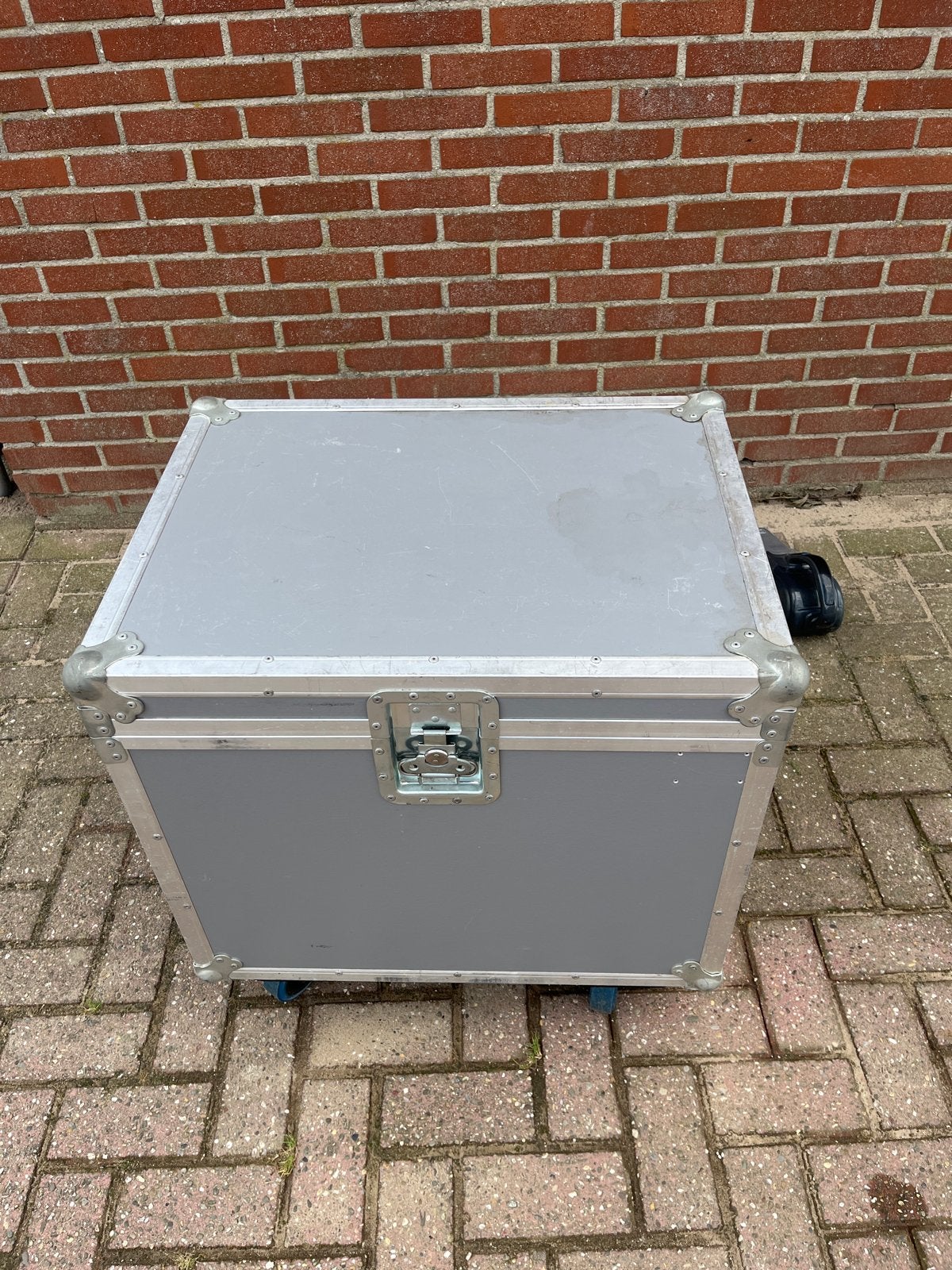Flightcase op wielen B68 D52 H58, Ophalen, Gebruikt, Overige instrumenten, Flightcase
