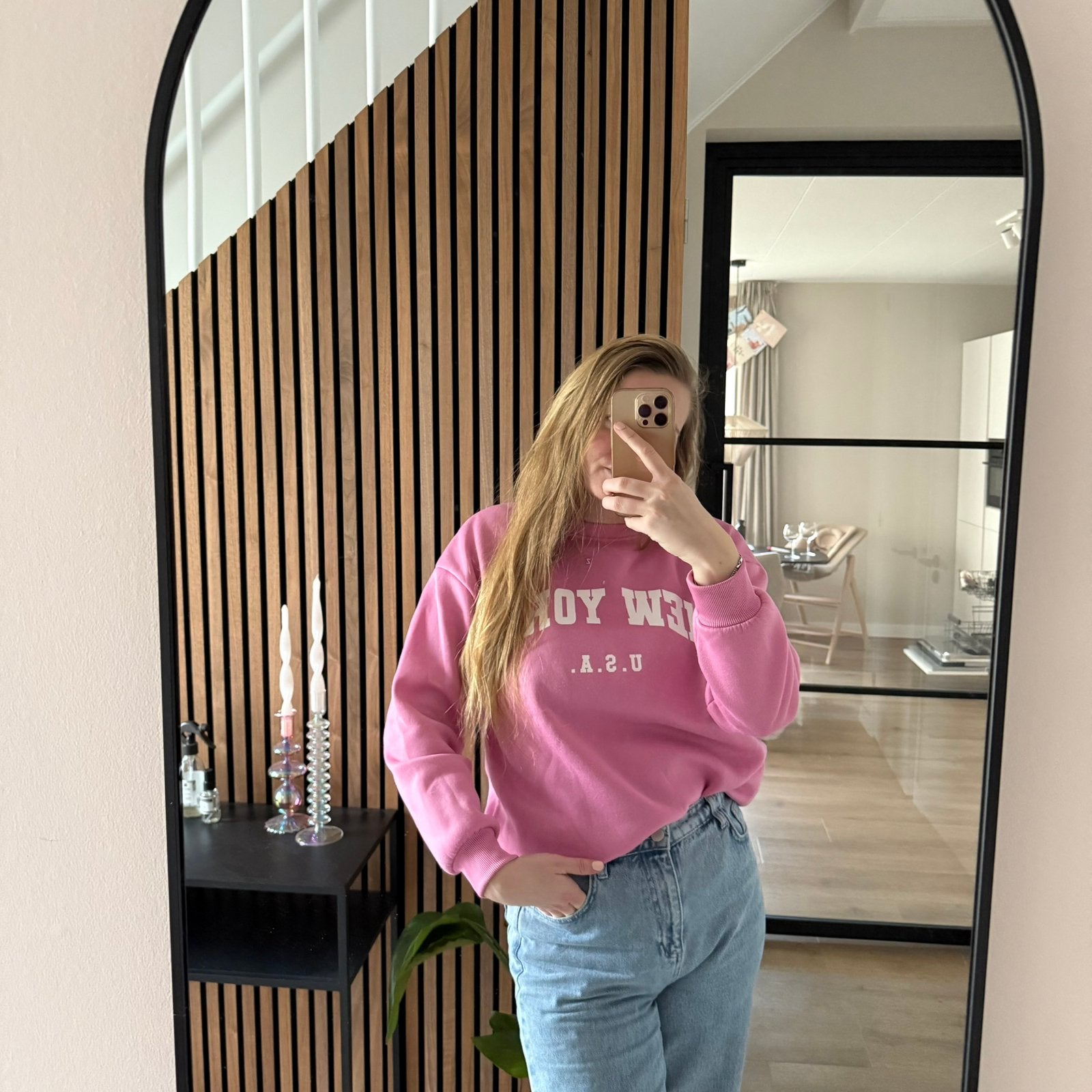 Roze trui New York, Ophalen of Verzenden, Zo goed als nieuw, Maat 38/40 (M), Roze