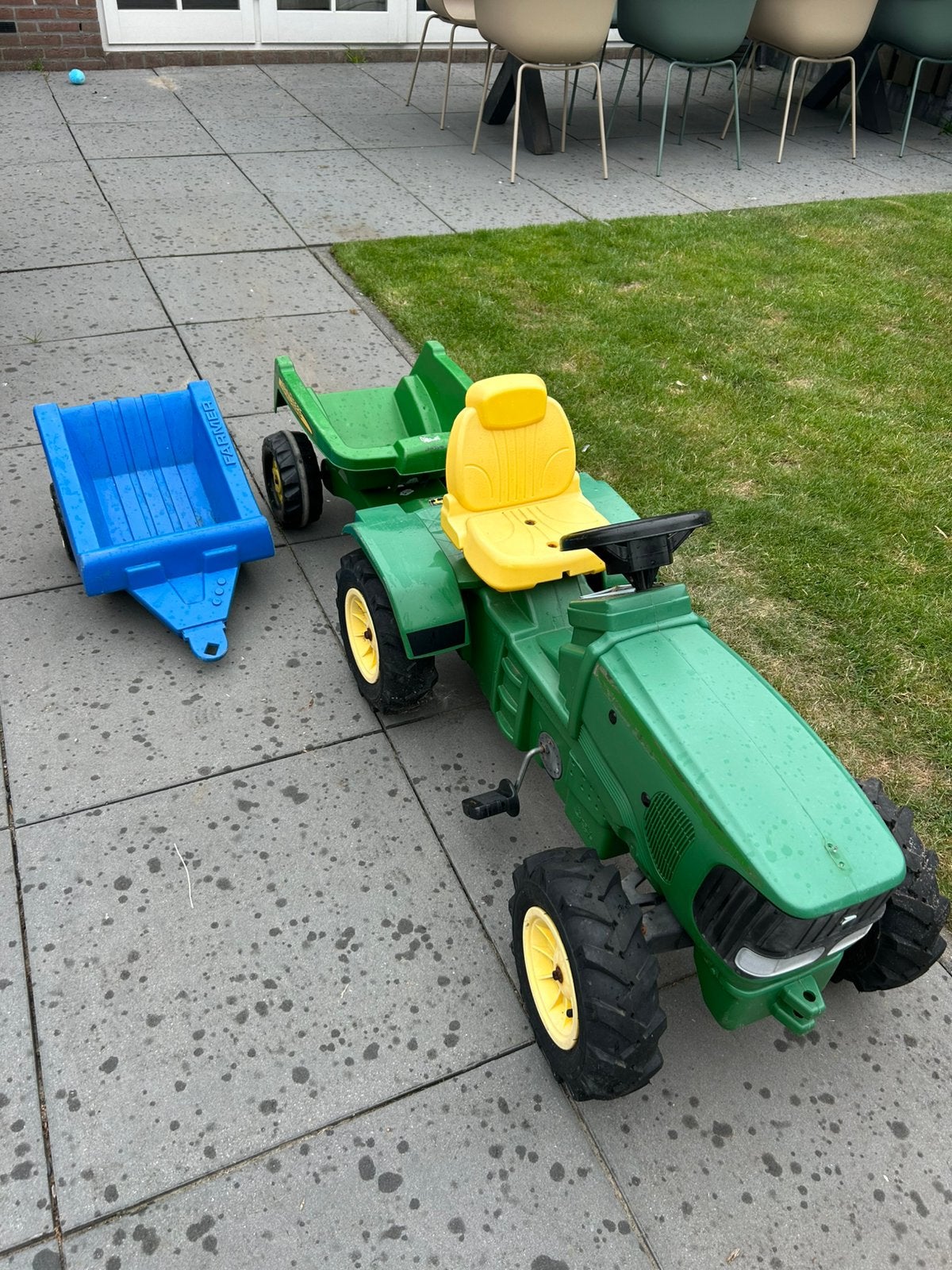 John deere traptrekker met rubber banden, Kinderen en Baby's, Ophalen, Gebruikt, Overige merken, Met kar of aanhanger