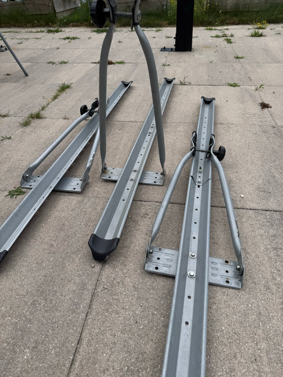 Menabo Huggy fietsendrager voor dakmontage (3 stuks), Ophalen, 3 fietsen of meer, Gebruikt, Dakdrager