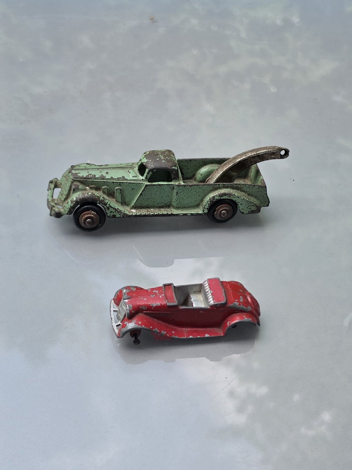 Oude Tootsietoy en Hubley modelauto's gietijzer, Hobby en Vrije tijd, Modelauto's | Overige schalen, Gebruikt, Auto, Ophalen of Verzenden