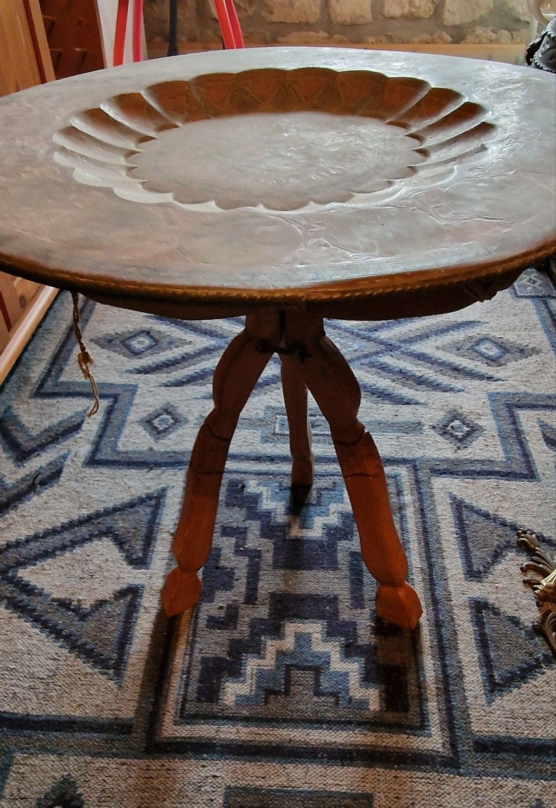 Antieke Oosterse Bijzettafel met Koperen Blad., Ophalen