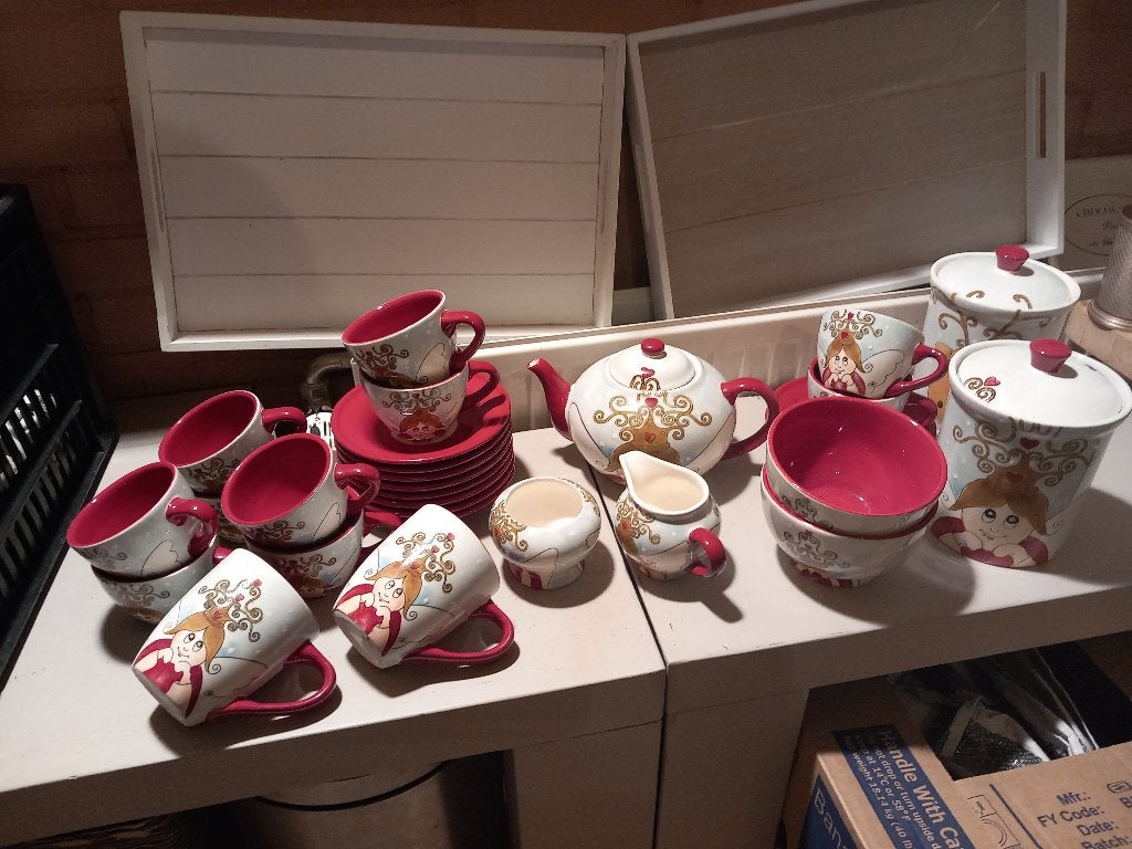 Jet kerstservies, Keramiek, Overige typen, Ophalen of Verzenden, Zo goed als nieuw