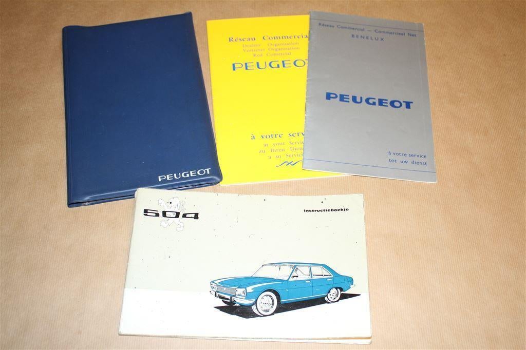 Peugeot 504 - Map met instructieboekje etc. - 1969, Ophalen of Verzenden