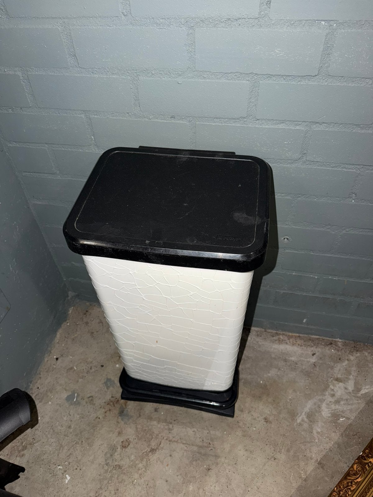 Prullenbak, 40 liter of meer, Ophalen of Verzenden, Zo goed als nieuw