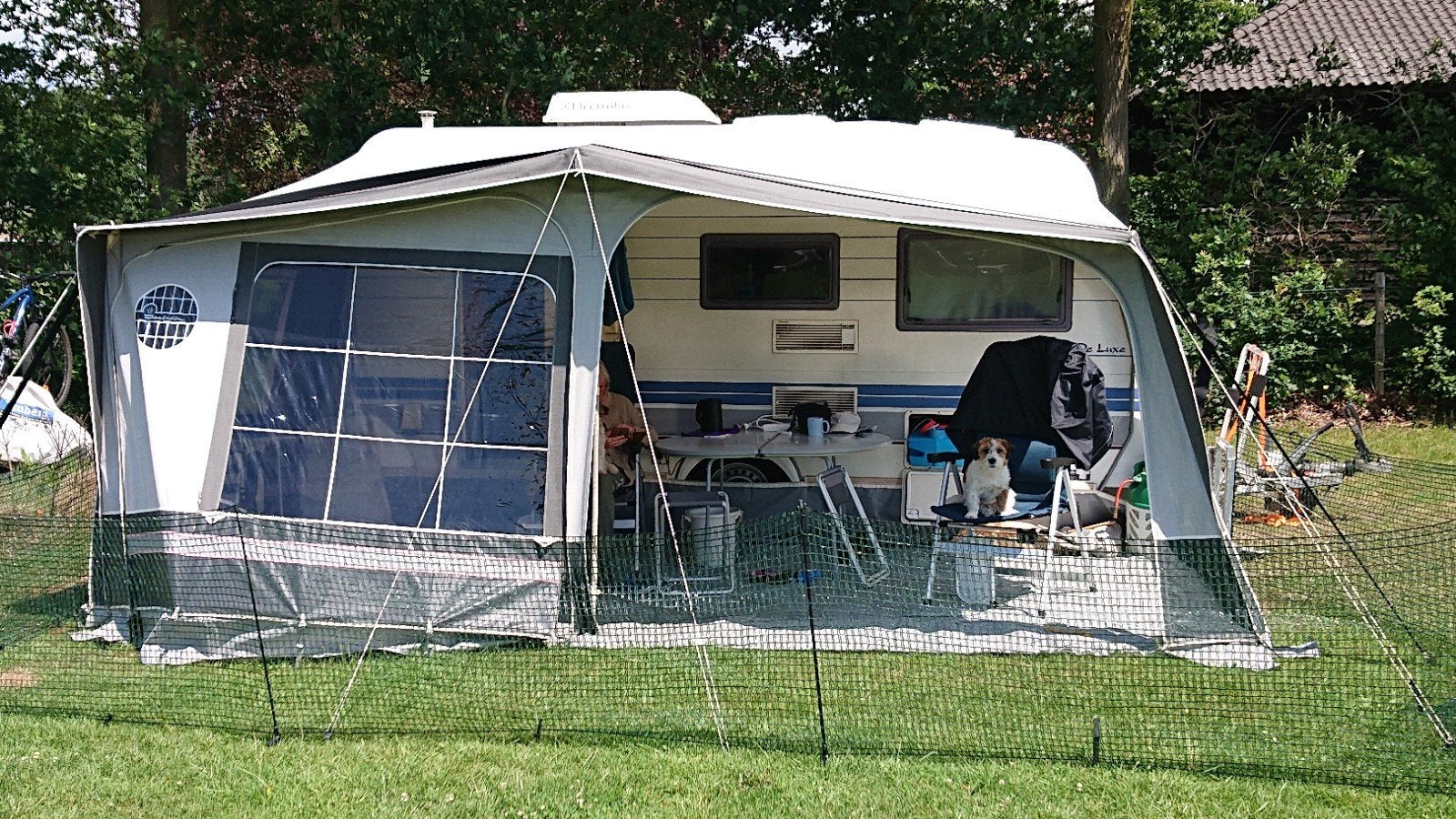 Hobby De Luxe 440 Caravan met Airco en Mover!, Vast bed, Hobby, Treinzit, Particulier