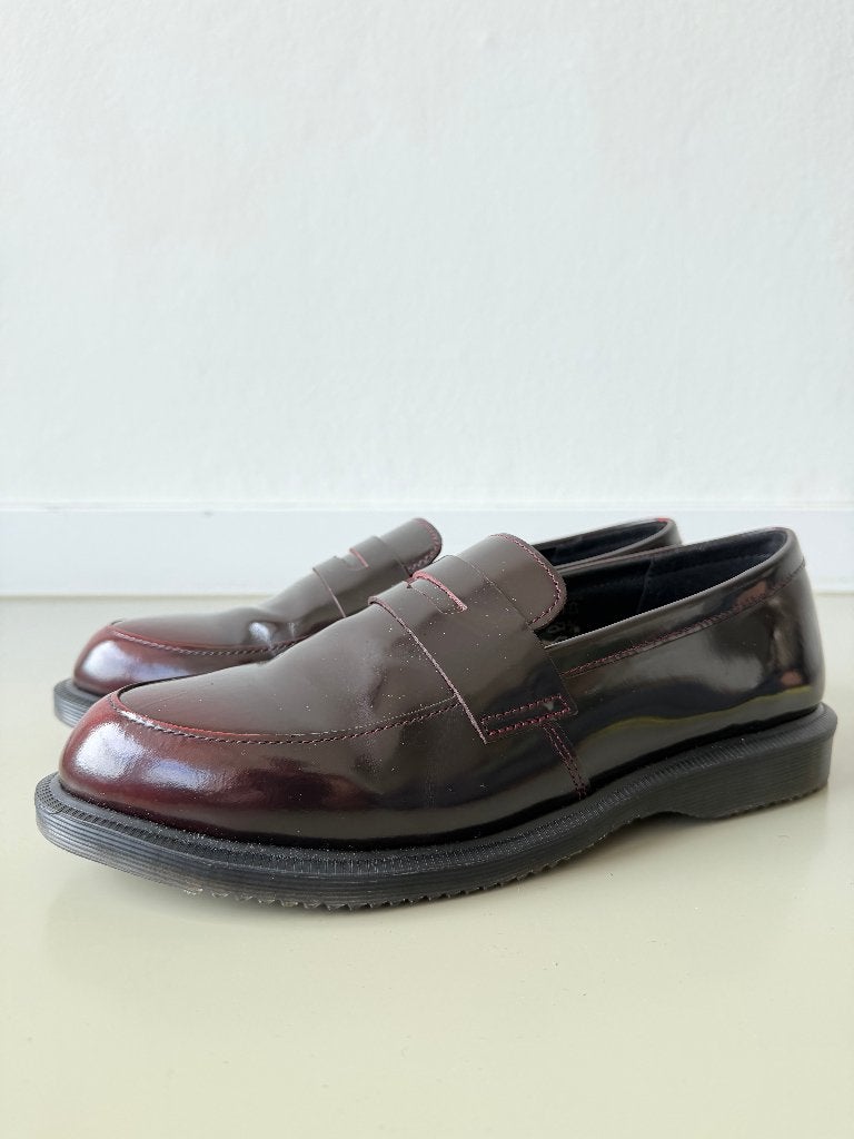 Perfecte Dr. Martens Temara Loafers - Maat 42 - Bordeaux, Loafers, Overige kleuren, Verzenden, Zo goed als nieuw