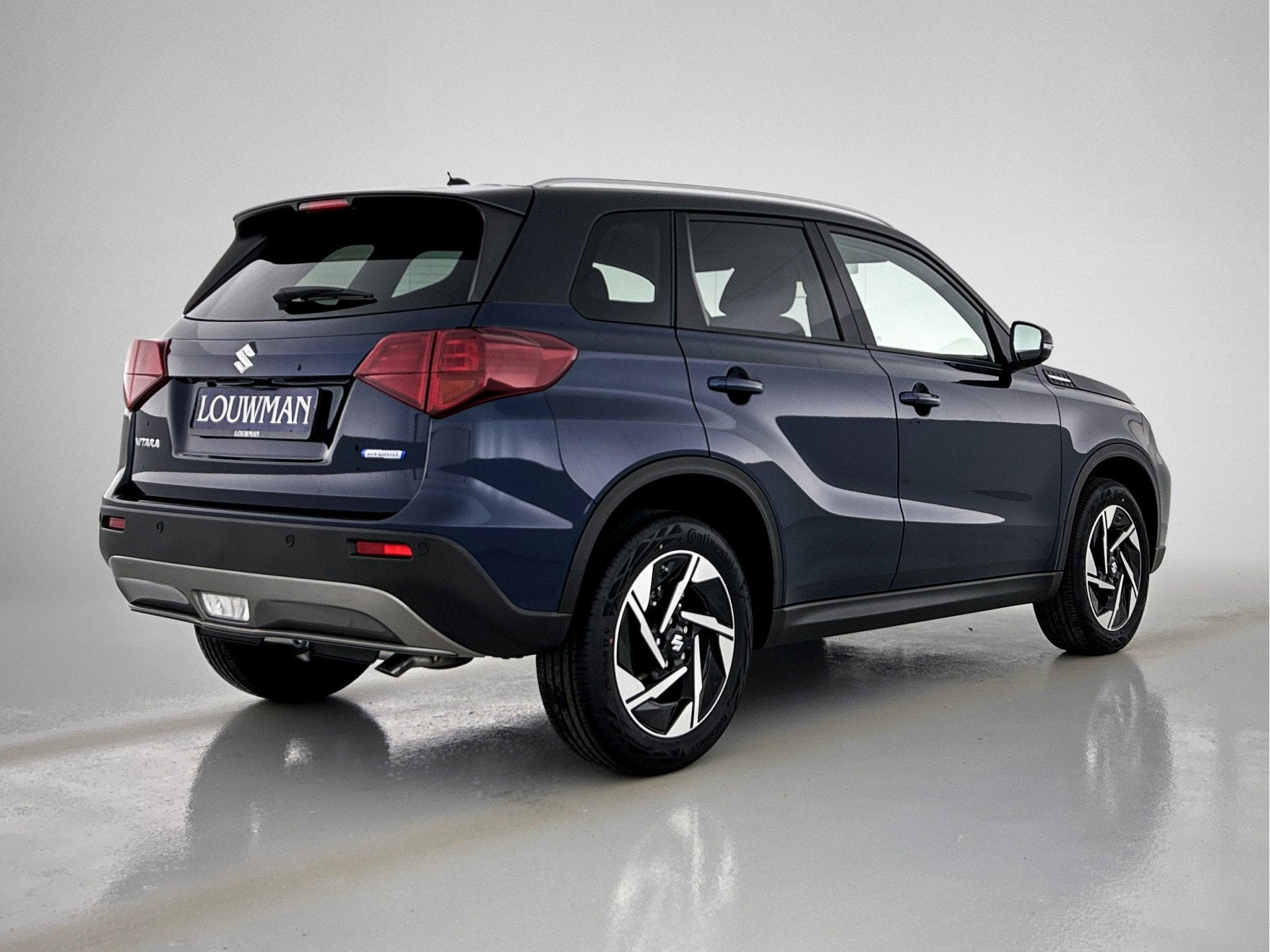 Suzuki Vitara 1.4 Boosterjet Style Smart Hybrid | Panoramada, Voorwielaandrijving, 12 maanden, Zwart, 4 cilinders