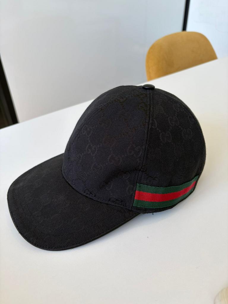 Gucci pet zwart, Kleding | Dames, Hoeden en Petten, Ophalen of Verzenden, Zo goed als nieuw, 55 cm (S, 6⅞ inch) of minder, Pet