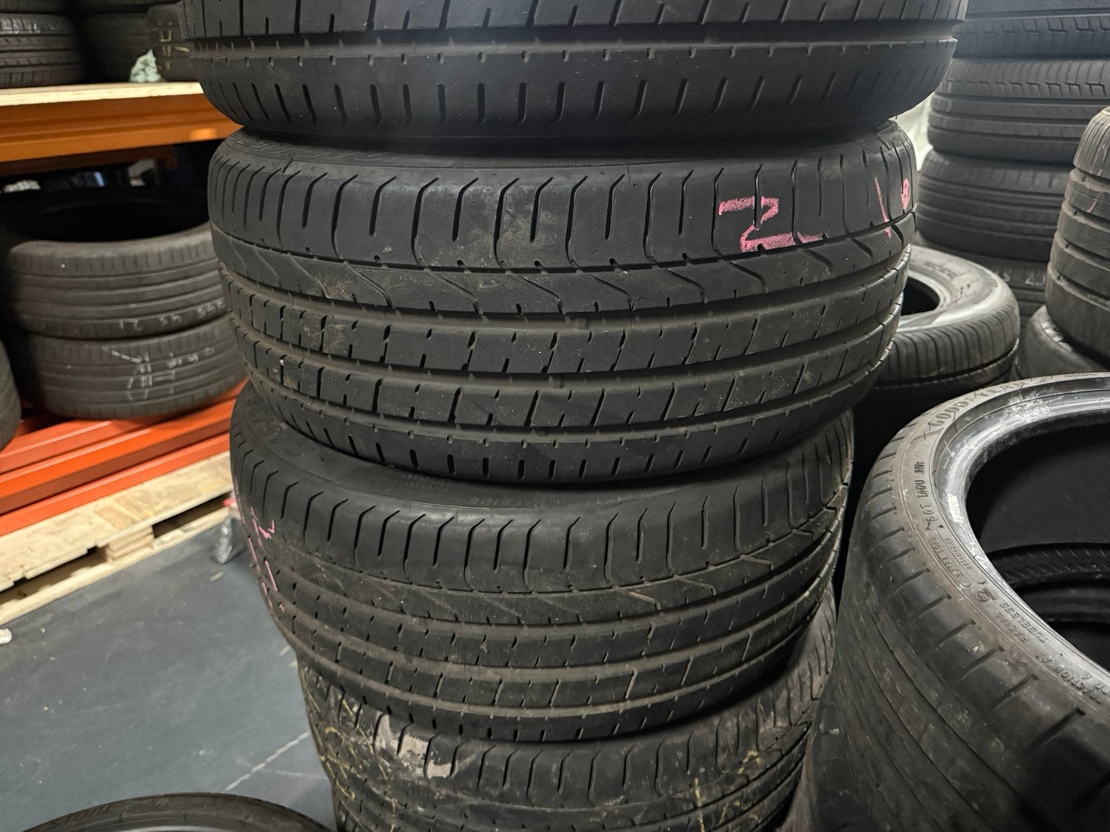 4x 245 35 20 Pirelli P Zero 6MM~