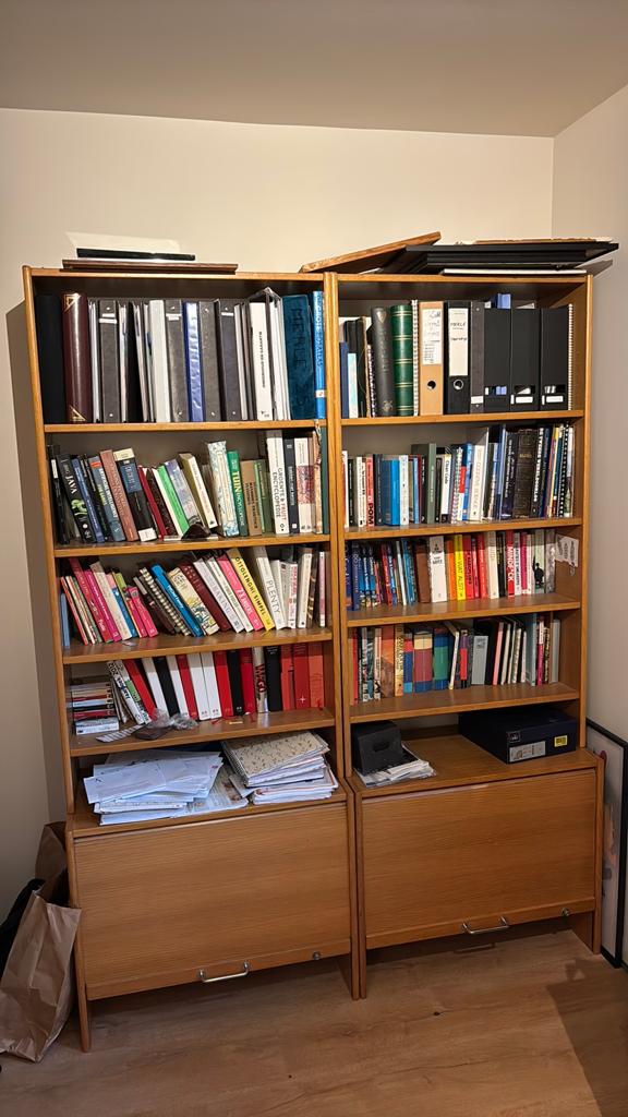 Mooie houten boekenkasten 212 cm hoog en 80 cm breed (2x), Huis en Inrichting, Kasten | Boekenkasten, Ophalen, Met plank(en), 200 cm of meer